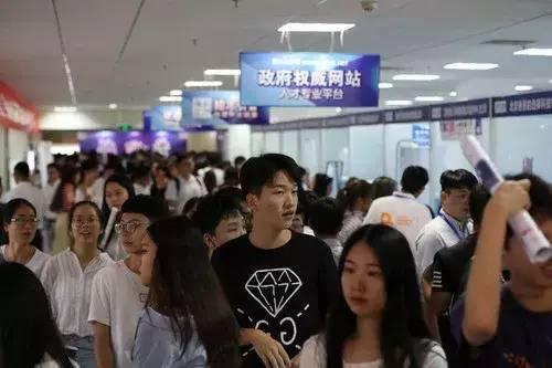 中加基金配置周报：PMI季节性回调，央行释放降准降息信号
